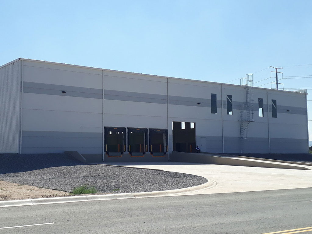 Nave 5 — Fachada